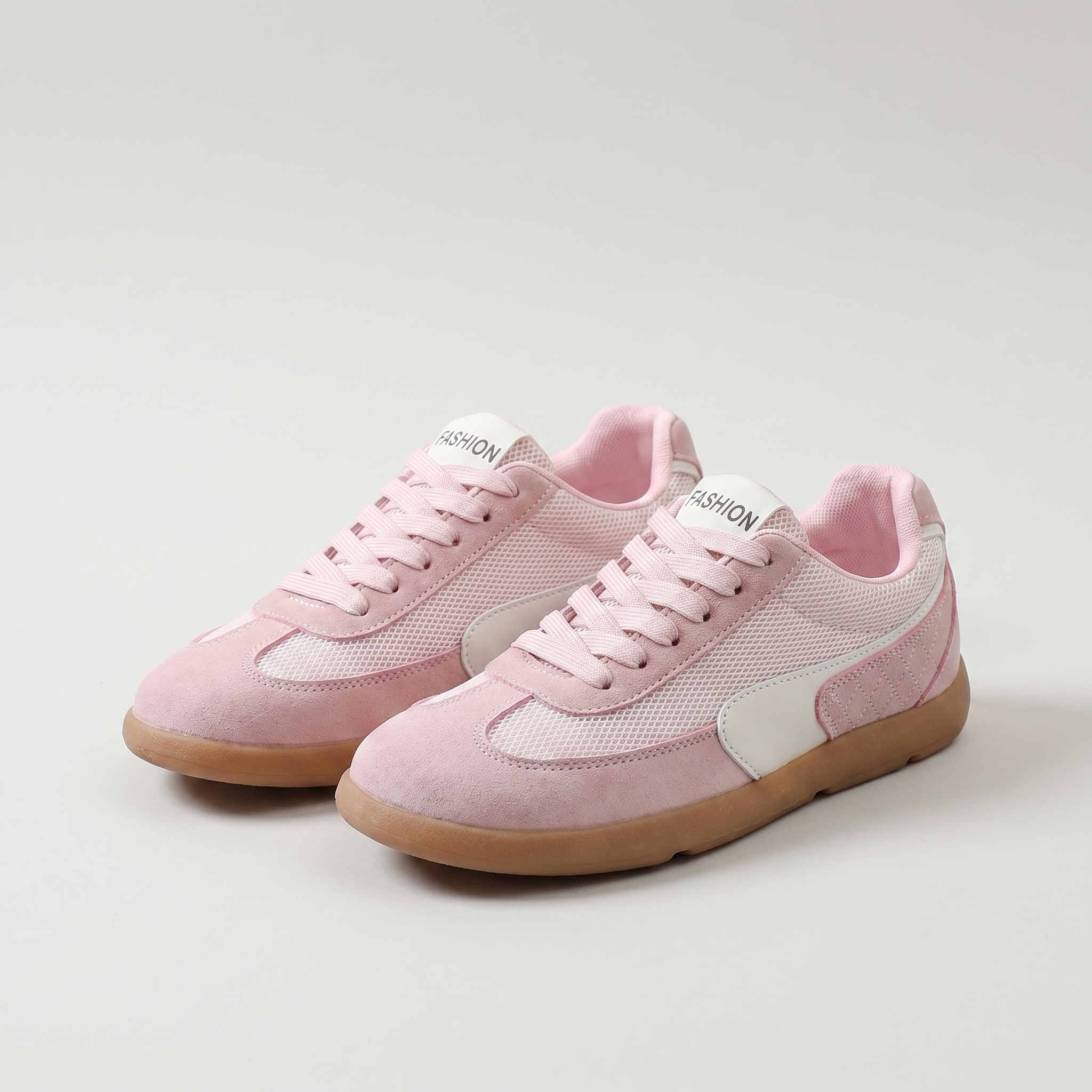 Susan | Wide Toe Casual Sneakers