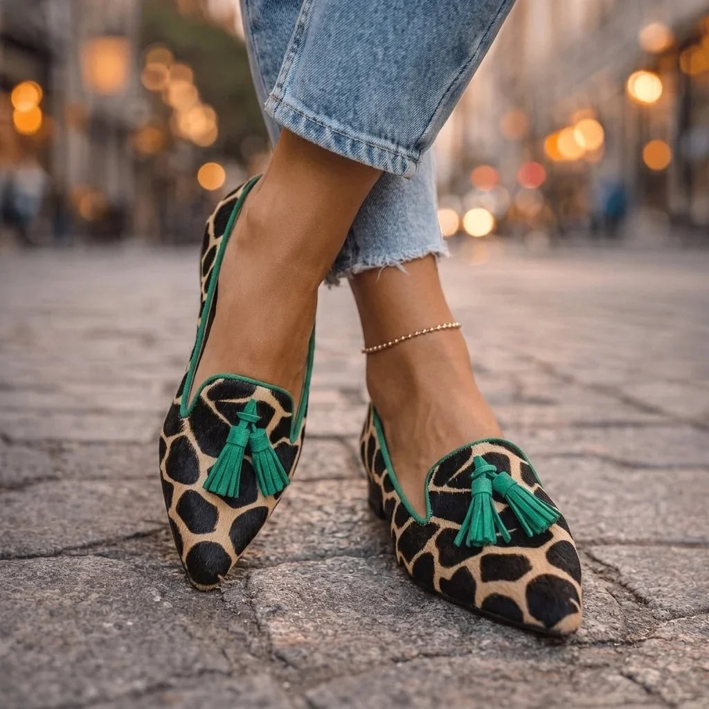 Ondina | Pointed Toe Tassel Flats