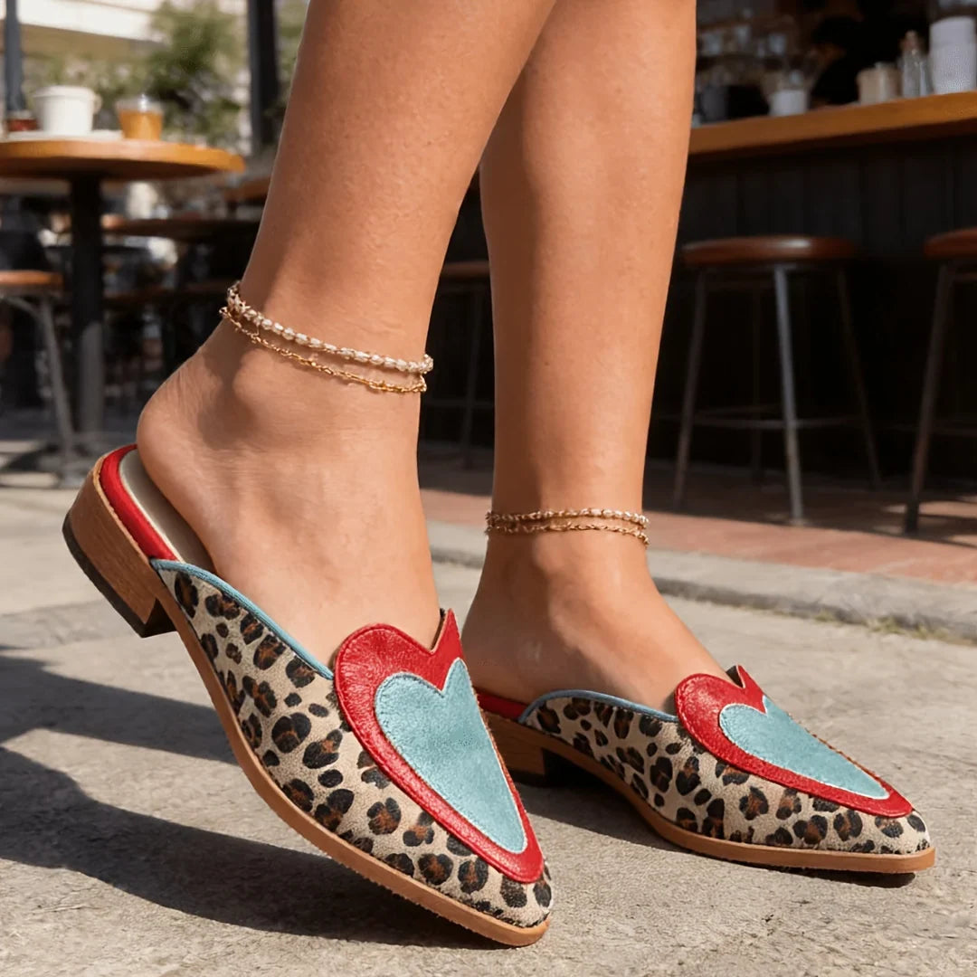 Perla | Leopard Print Heart Detail Mules