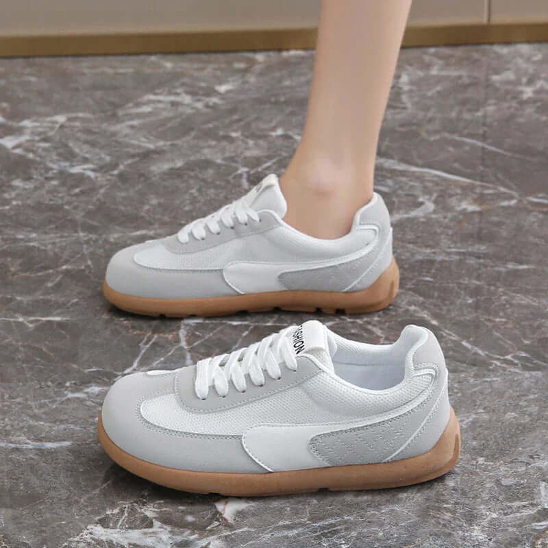 Susan | Wide Toe Casual Sneakers