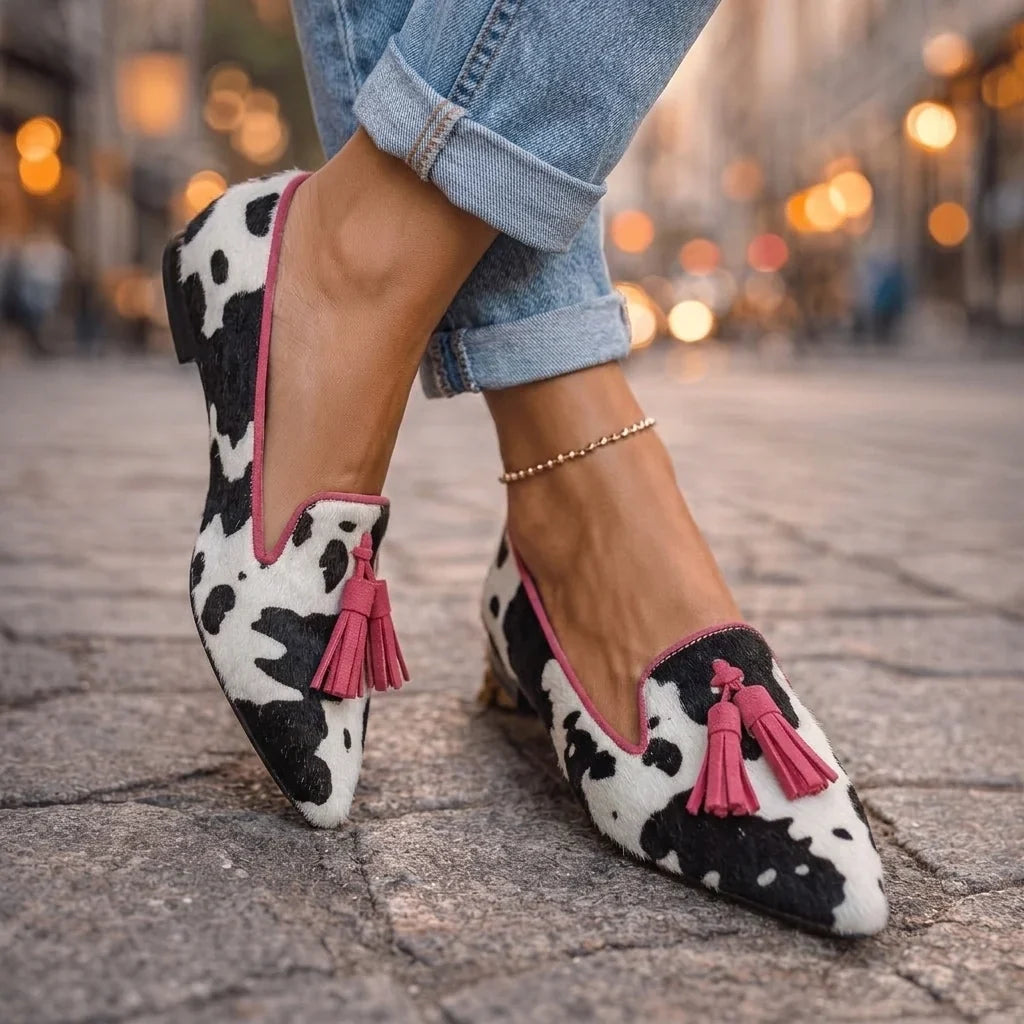 Ondina | Pointed Toe Tassel Flats